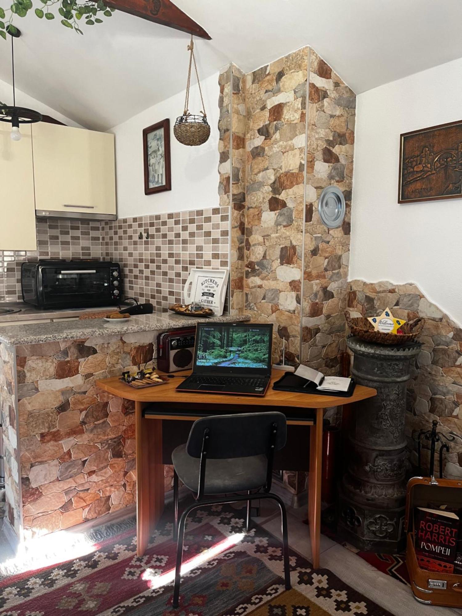 Studio Apartments Kim - Dilberovic Mostar Exteriör bild